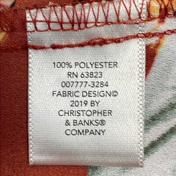 NWT Christopher & Banks 3/4 Sleeve Asymmetrical Hem Tropical Print Top S - Picture 13 of 14